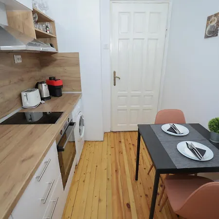 уютна къща в сърцето на Sofia